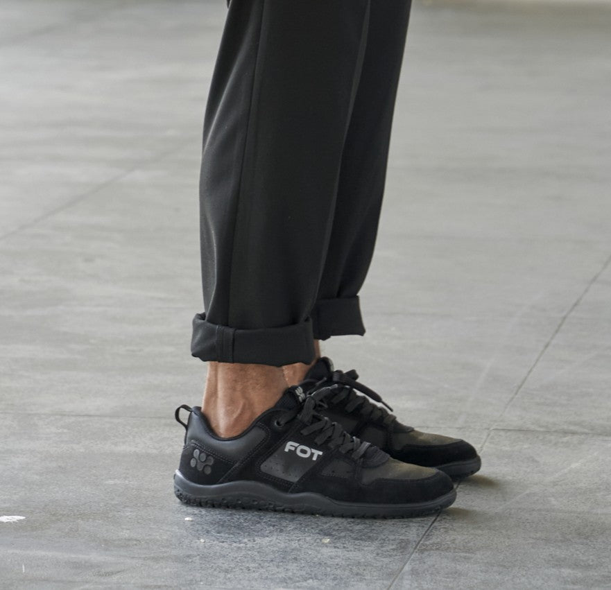 Urban Black – FOT- Feet of Tomorrow